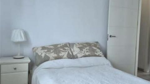Foto 5 de Piso de alquiler en Playa Bajadilla - Puertos, Marbella