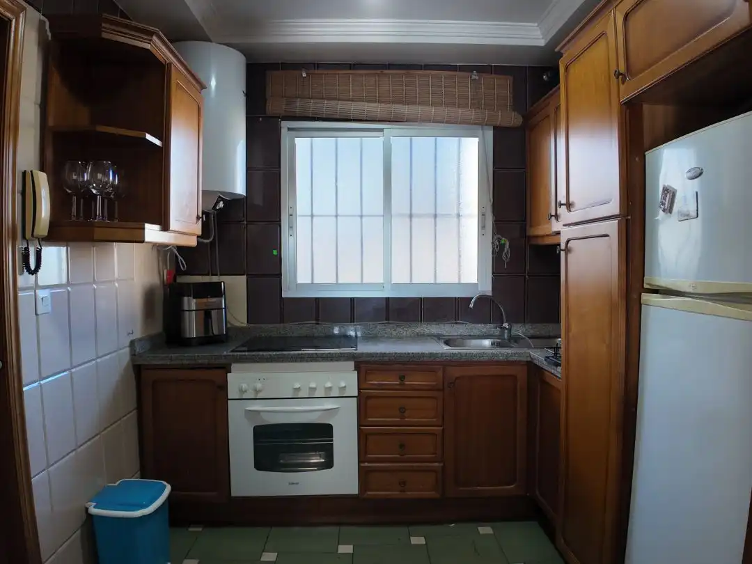 Apartament de lloguer a Avenida Antonio Machado, 62, Solymar Cuina de Apartament de lloguer en Benalmádena amb Aire condicionat, Terrassa i Piscina