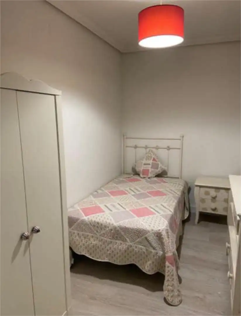 Bedroom of Apartments for rent in Ciudad Real