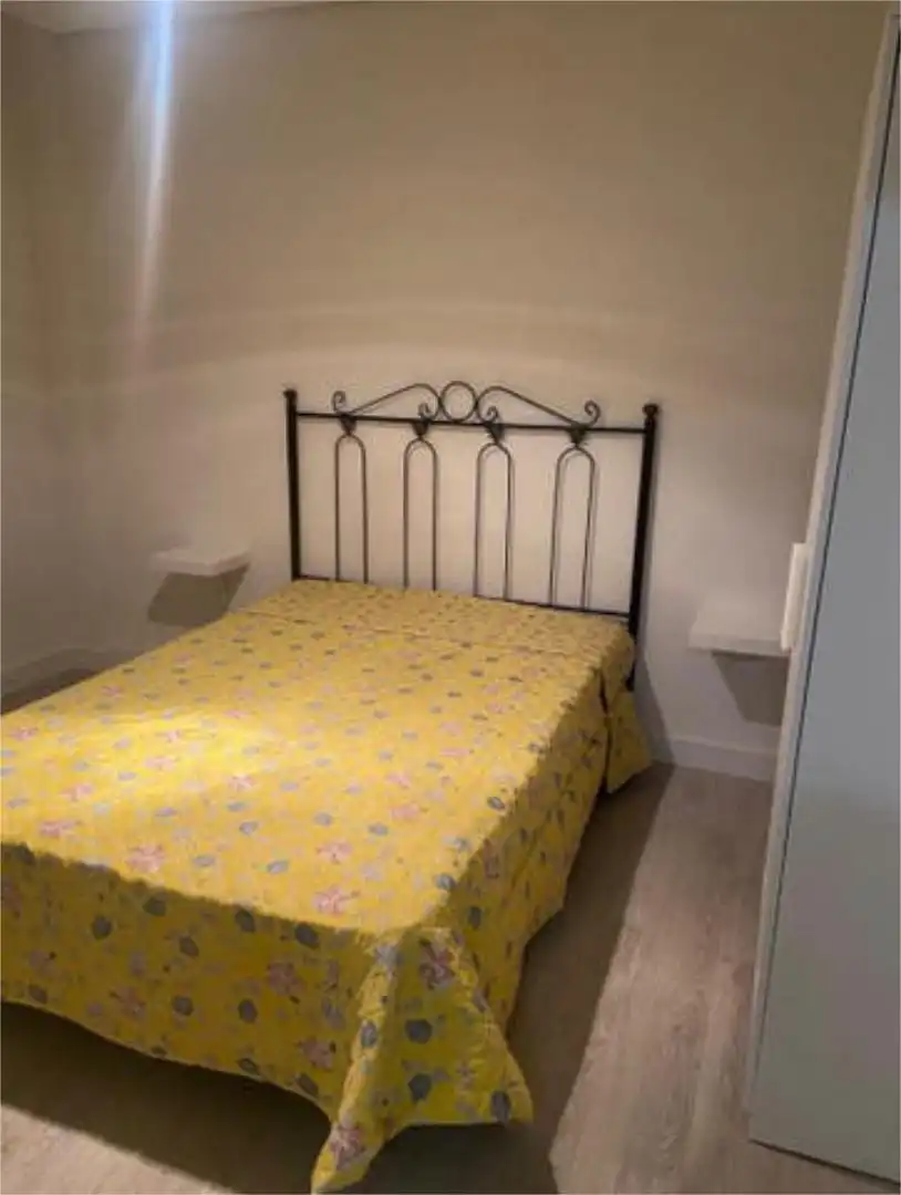 Bedroom of Apartments for rent in Ciudad Real
