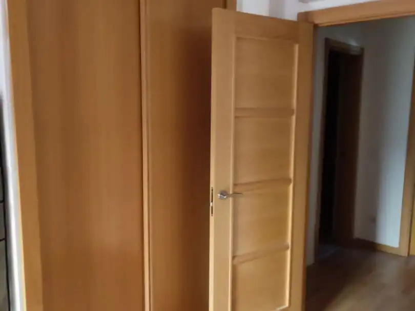 Pis en venda a Calle Barranco de Valcaliente, 43, Casarrubios del Monte pueblo Dormitori de Pis en venda en Casarrubios del Monte amb Aire condicionat i Piscina