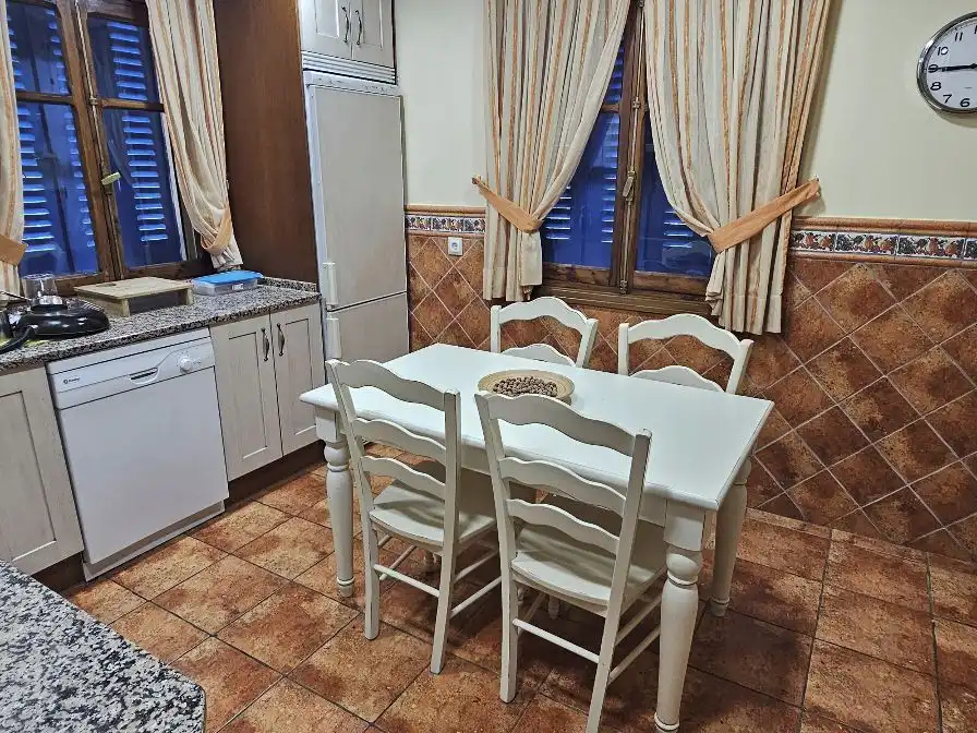 Wohnung zum Verkauf in Camino Rosuero, 19, Santo Tomé del Puerto Küche von Wohnung zum Verkauf in Santo Tomé del Puerto mit Heizung, Privatgarten und Terrasse