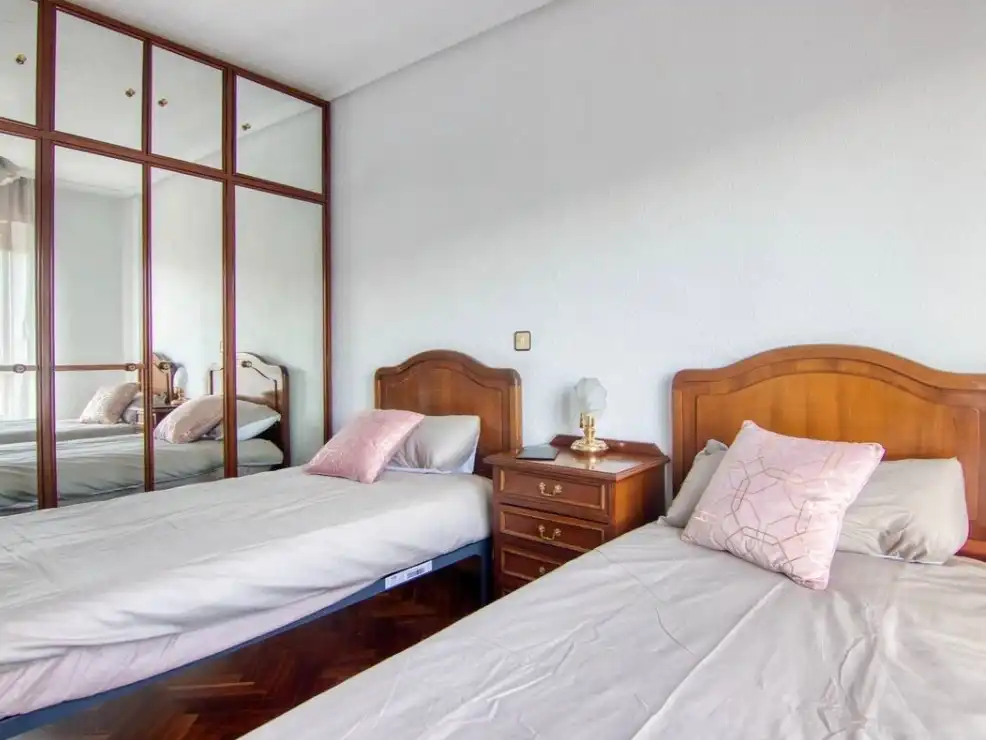 Flat for rent in Avenida del Stadium, 19, El Sardinero Bedroom of Flat for rent in Santander with Terrace and Balcony