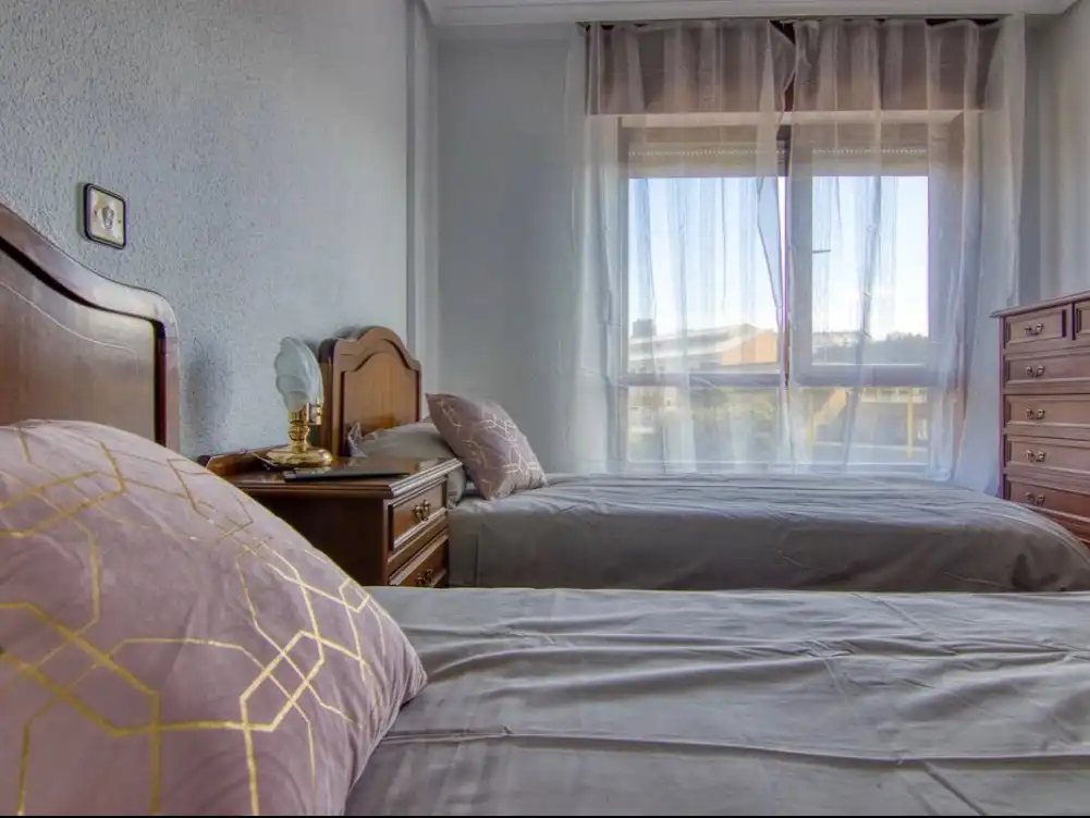Flat for rent in Avenida del Stadium, 19, El Sardinero Bedroom of Flat for rent in Santander with Terrace and Balcony