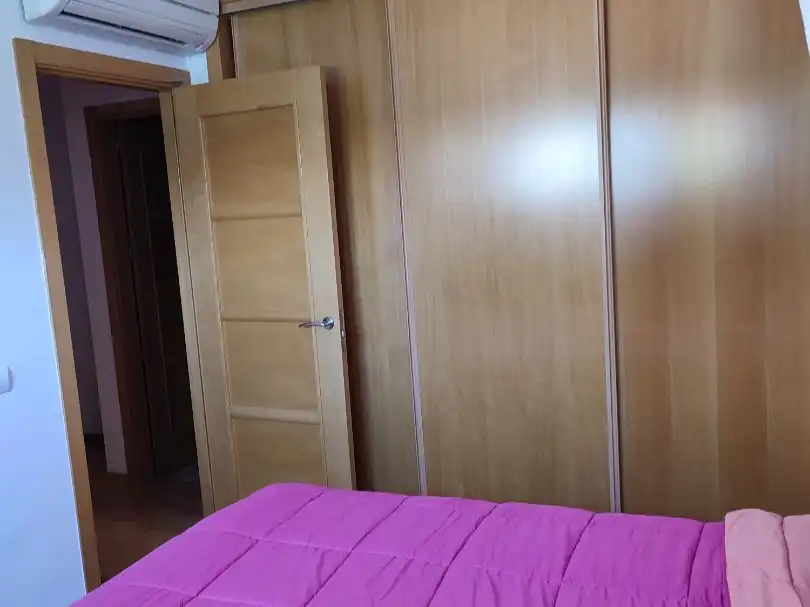 Pis en venda a Calle Barranco de Valcaliente, 43, Casarrubios del Monte pueblo Dormitori de Pis en venda en Casarrubios del Monte amb Aire condicionat i Piscina