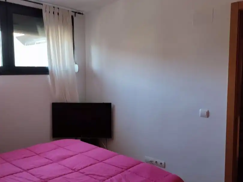 Pis en venda a Calle Barranco de Valcaliente, 43, Casarrubios del Monte pueblo Dormitori de Pis en venda en Casarrubios del Monte amb Aire condicionat i Piscina