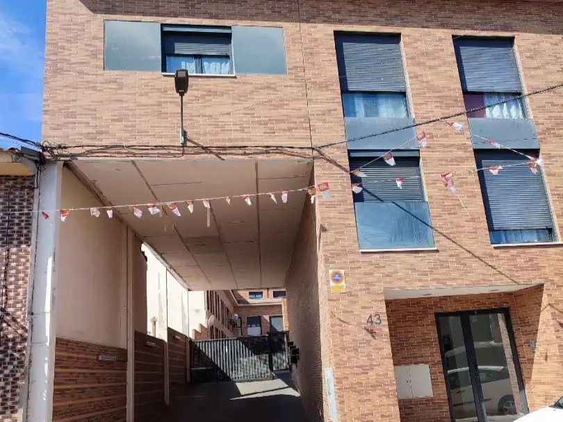 Pis en venda a Calle Barranco de Valcaliente, 43, Casarrubios del Monte pueblo Vista exterior de Pis en venda en Casarrubios del Monte amb Aire condicionat i Piscina