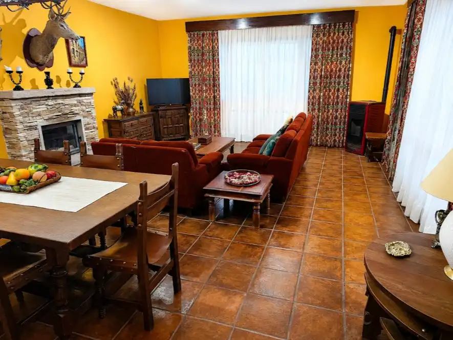 Wohnung zum Verkauf in Camino Rosuero, 19, Santo Tomé del Puerto Wohnzimmer von Wohnung zum Verkauf in Santo Tomé del Puerto mit Heizung, Privatgarten und Terrasse