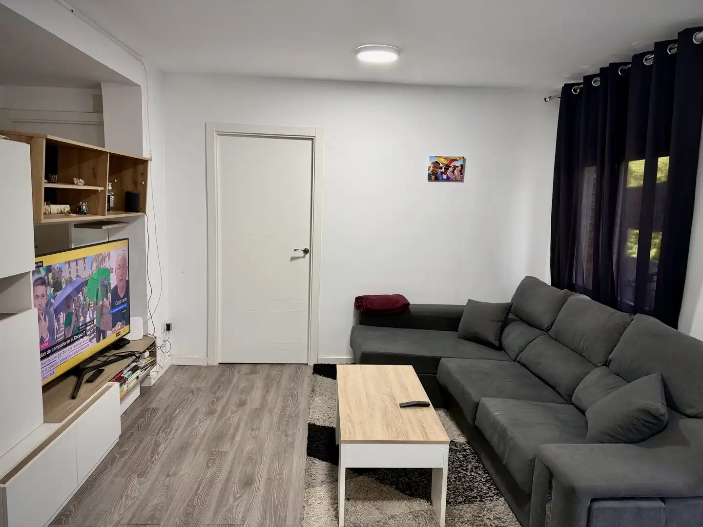Room in Calle de la Villa de Churriana, 16, Canillas Room in Calle de la Villa de Churriana, 16, Canillas