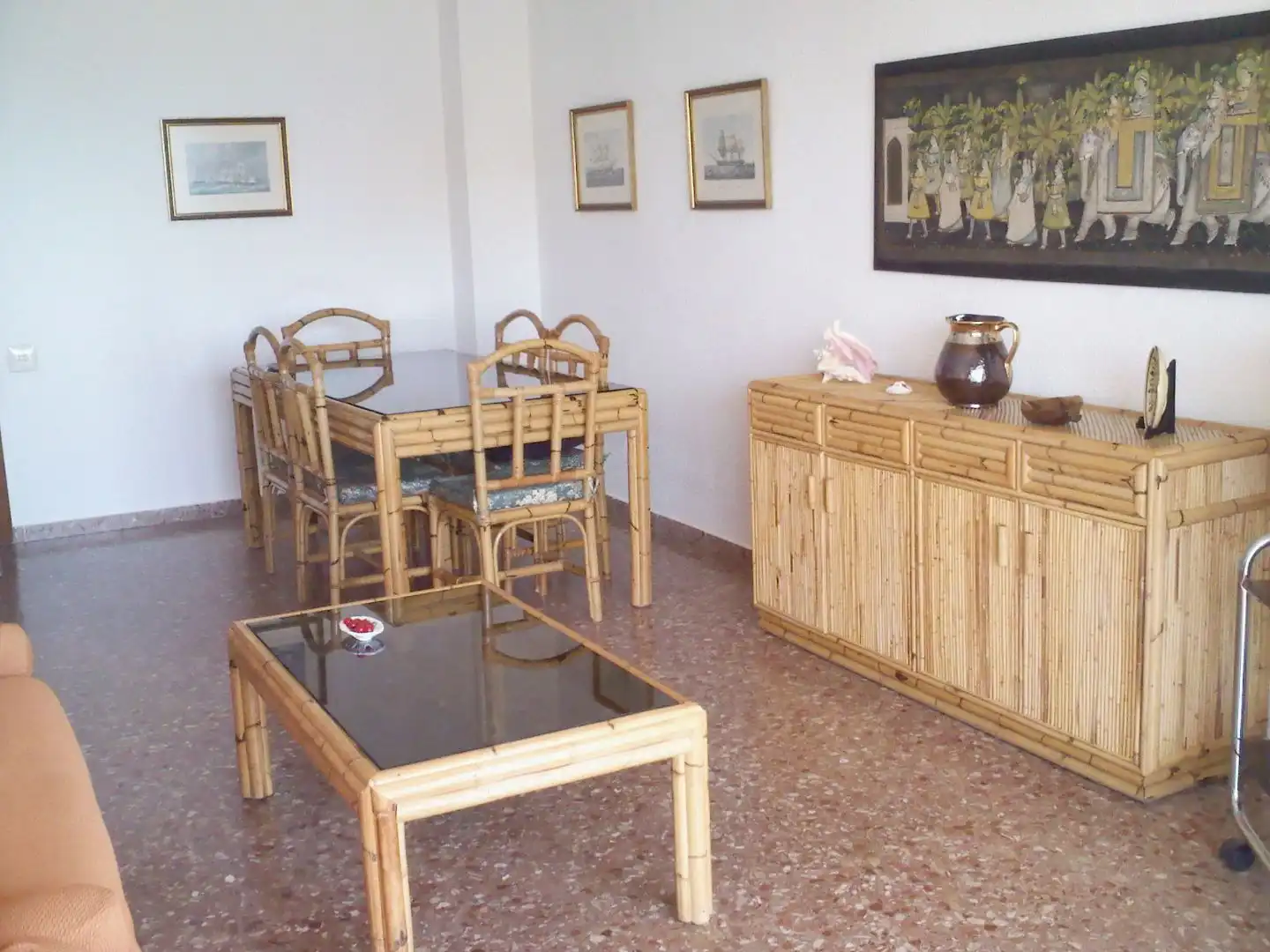 Apartments for rent in Avinguda el Racó, 8, Racó Dining room of Apartments for rent in Cullera with Terrace, Swimming Pool and Balcony