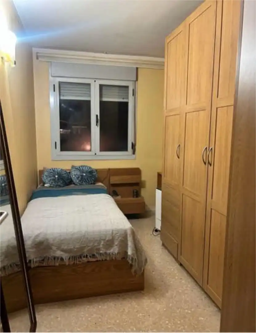 Room in Roses - Castellbell