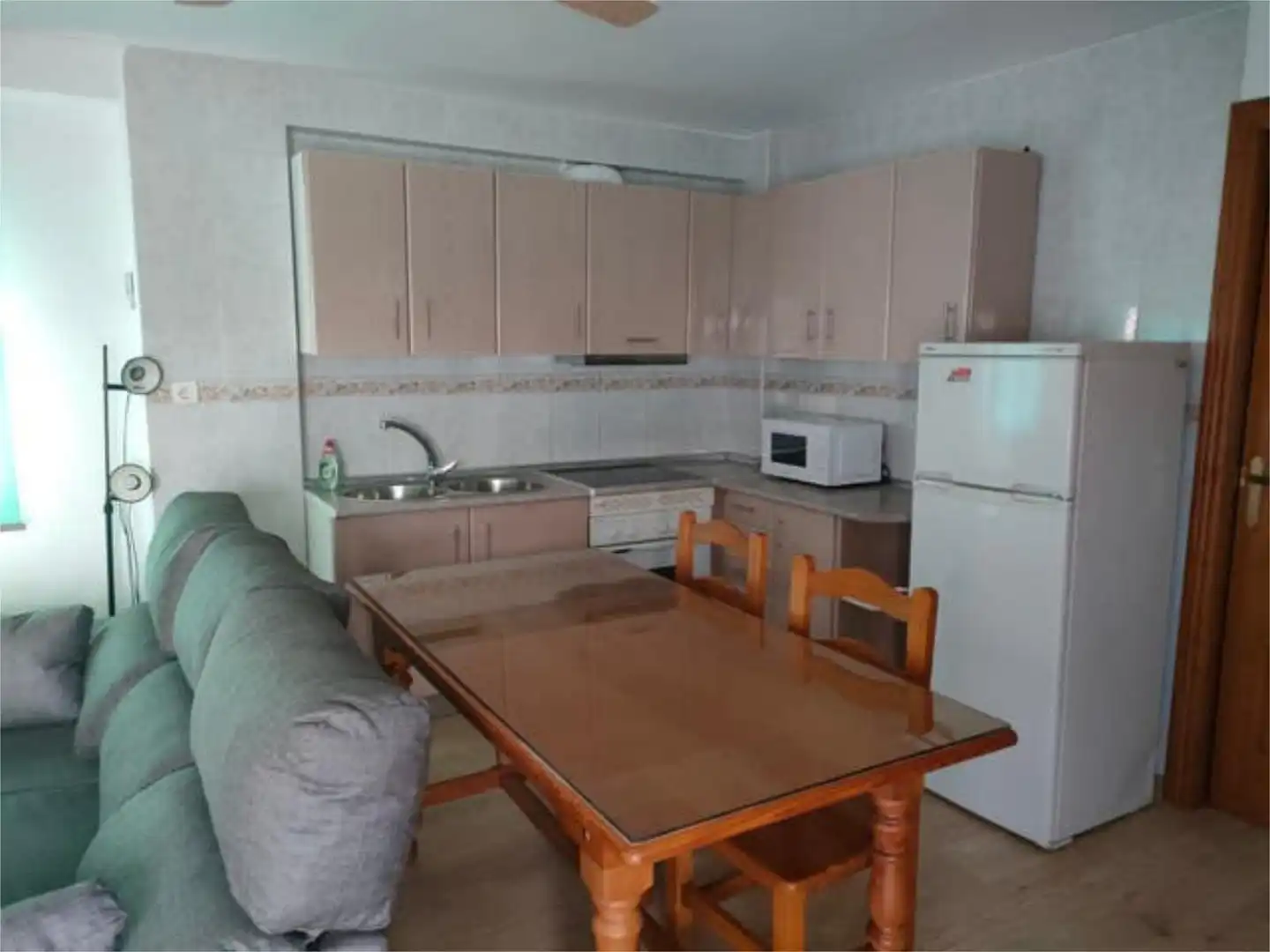 Cocina de Piso de alquiler en Torredonjimeno con Calefacción, Terraza y Amueblado