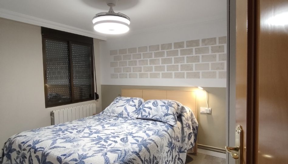 Room in Calle Zorzano Ledesma, 3, Estación - San Antonio, Calatayud - image 1 Photo 1 of Room in Calle Zorzano Ledesma, 3, Estación - San Antonio, Calatayud
