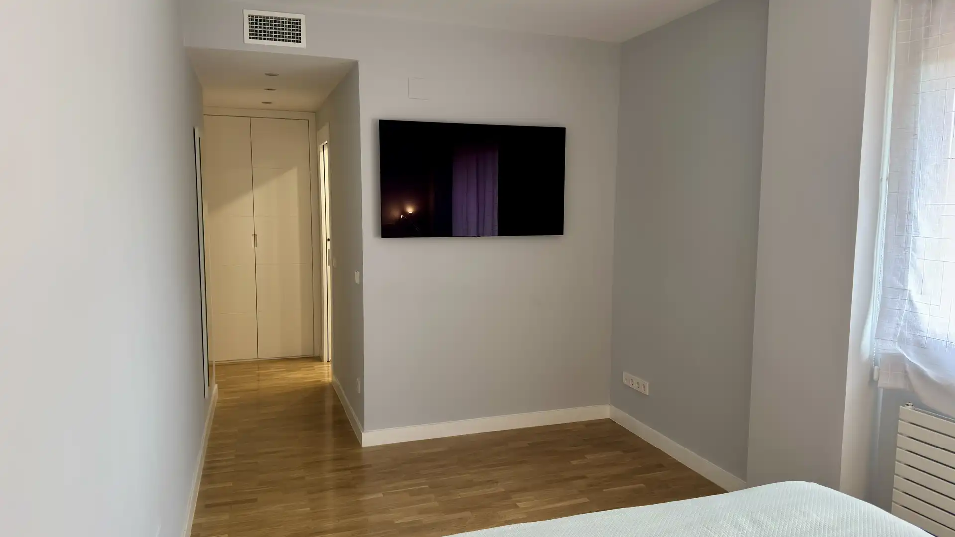 Flat for sale in Calle Isaac Peral, 1, Sector B Bedroom of Flat for sale in Boadilla del Monte with Air Conditioner, Terrace and Swimming Pool