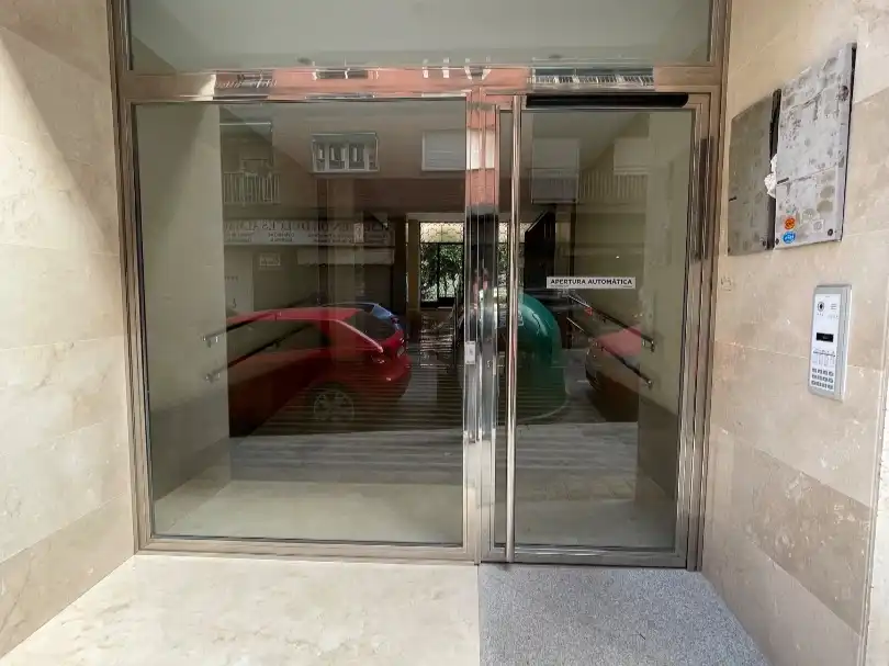 Flat for sale in Calle Doctor Sánchez Mariscal, 3, Plaza de Toros Flat for sale in Granada Capital