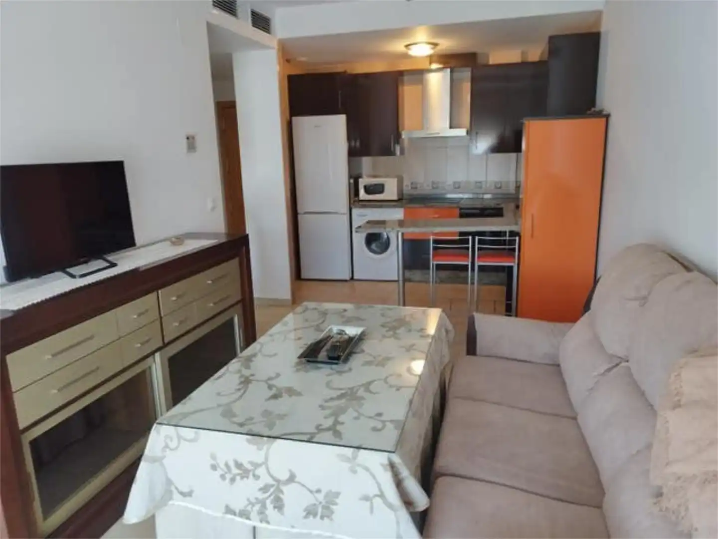 Cuina de Apartament de lloguer en Almendralejo amb Calefacció i Moblat