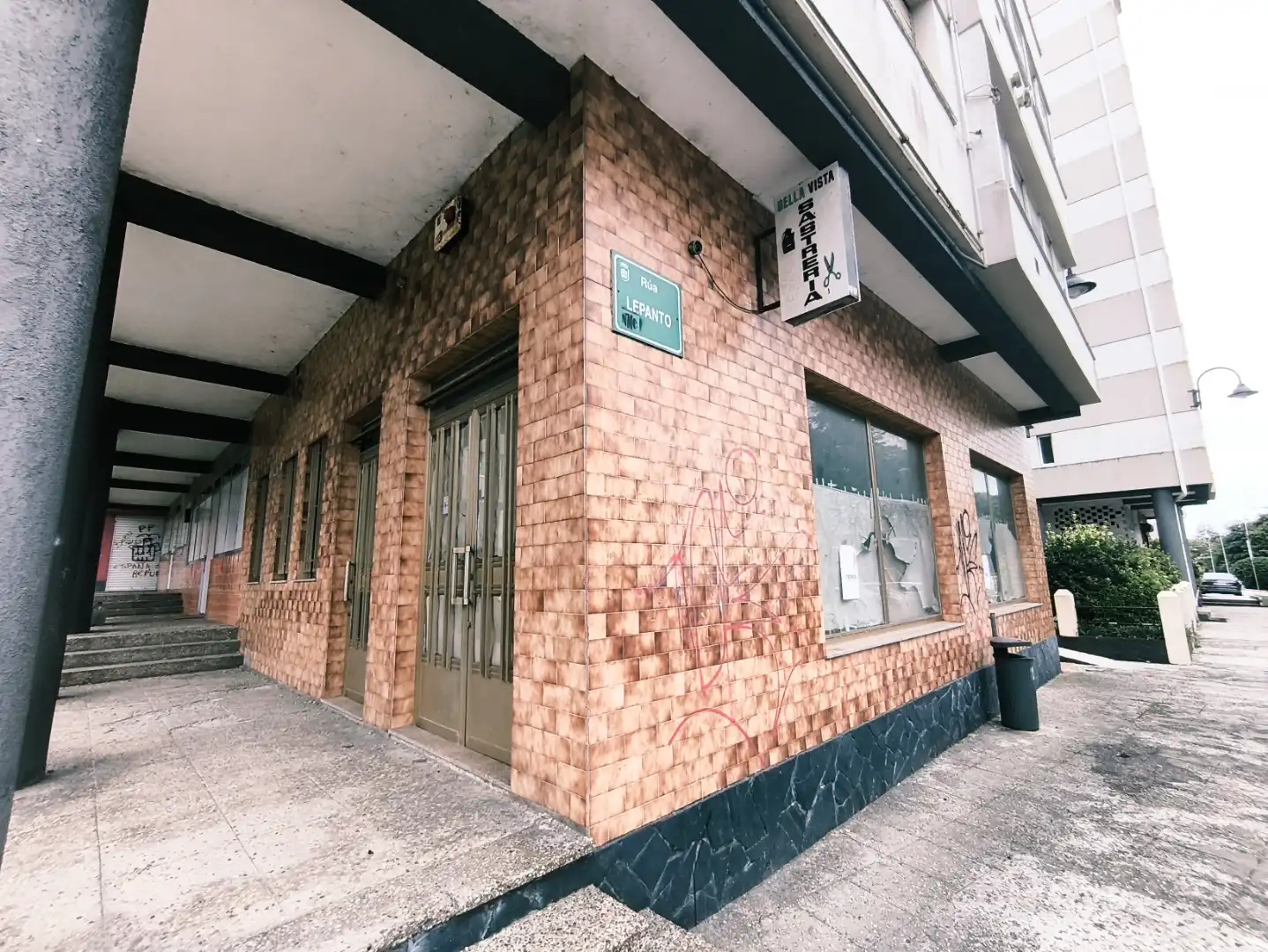 Commercial properties for sale in Rúa Lepanto, 33, Caranza Exterior view of Commercial properties for sale in Ferrol