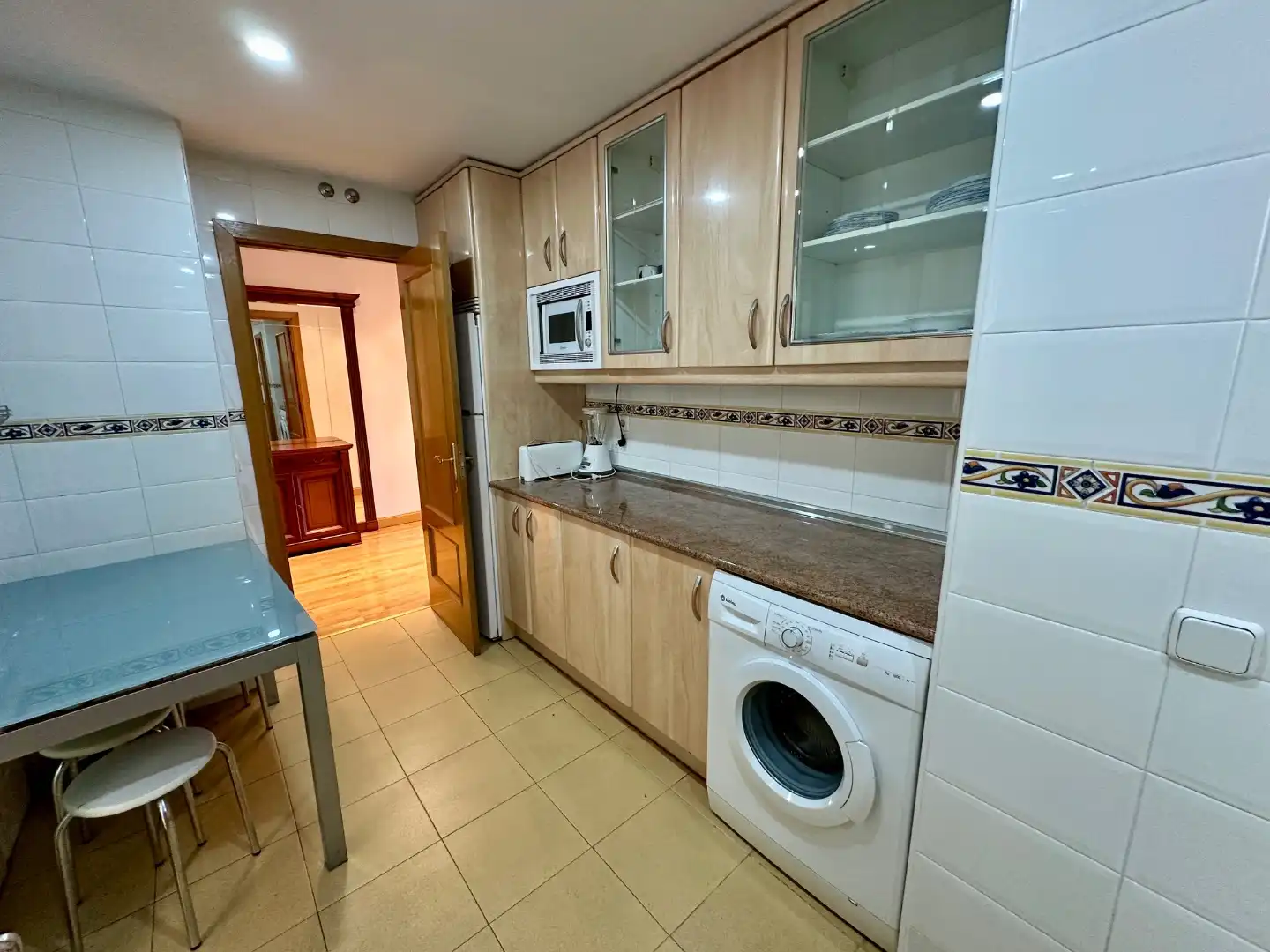 Cocina de Piso en venta en  Madrid Capital con Terraza y Balcón