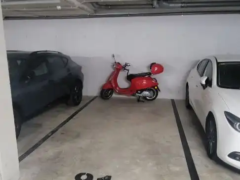 Piso en venta en Carrer de la Mar Egea, 8, Port Parking de Piso en venta en Badalona con Aire acondicionado, Piscina y Balcón