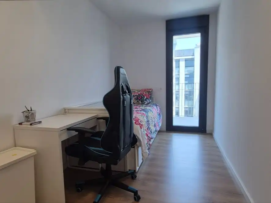 Piso en venta en Carrer de la Mar Egea, 8, Port Habitación de Piso en venta en Badalona con Aire acondicionado, Piscina y Balcón