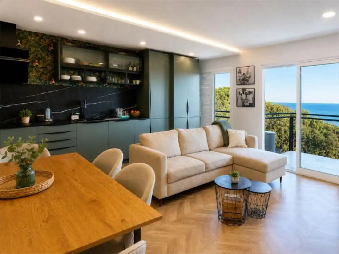 Living room of Flat for sale in El Campello  with Heating, Terrace and Furnished