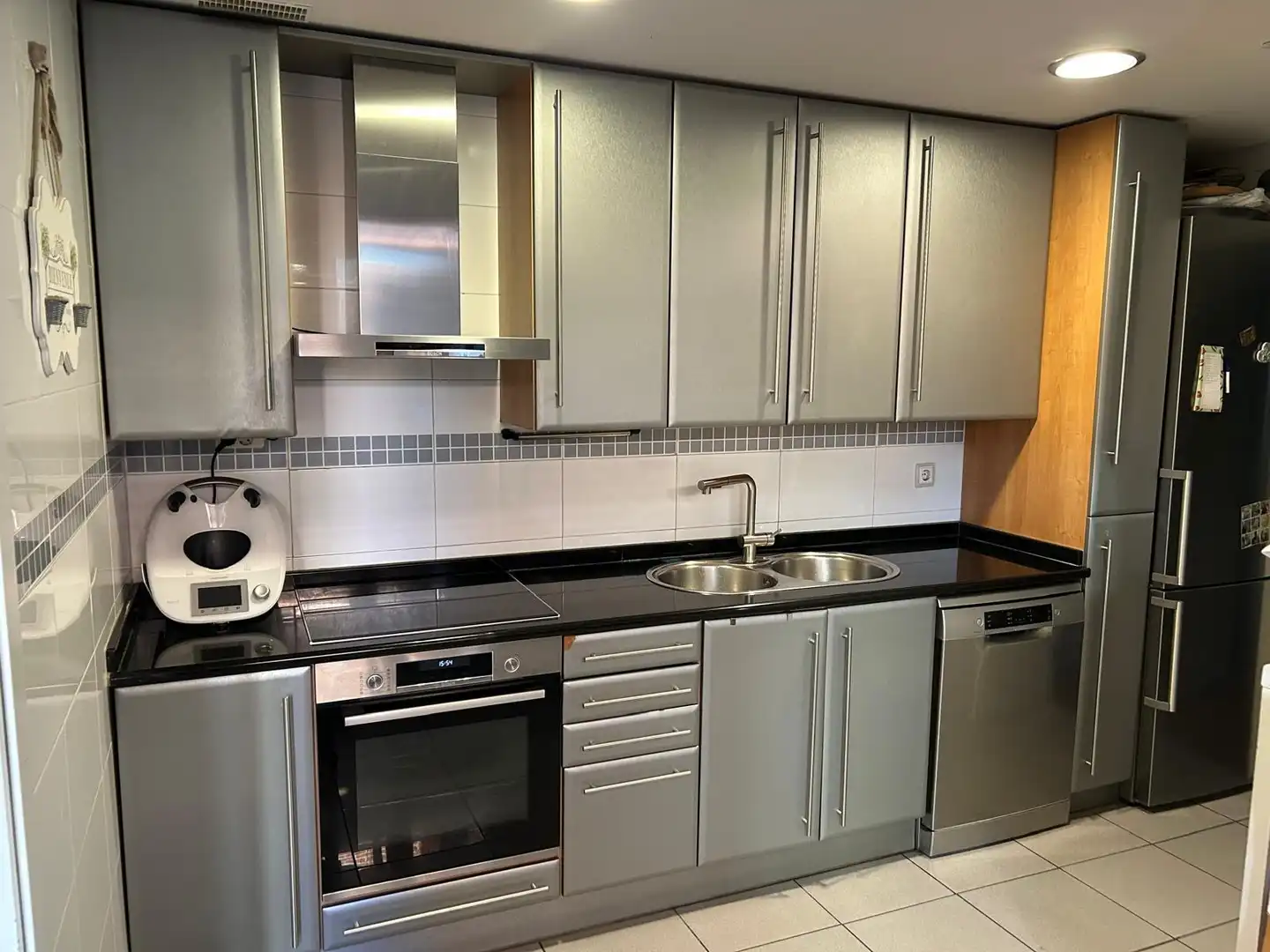 Cocina de Piso de alquiler en Madrid con Aire acondicionado, Calefacción y Jardín privado