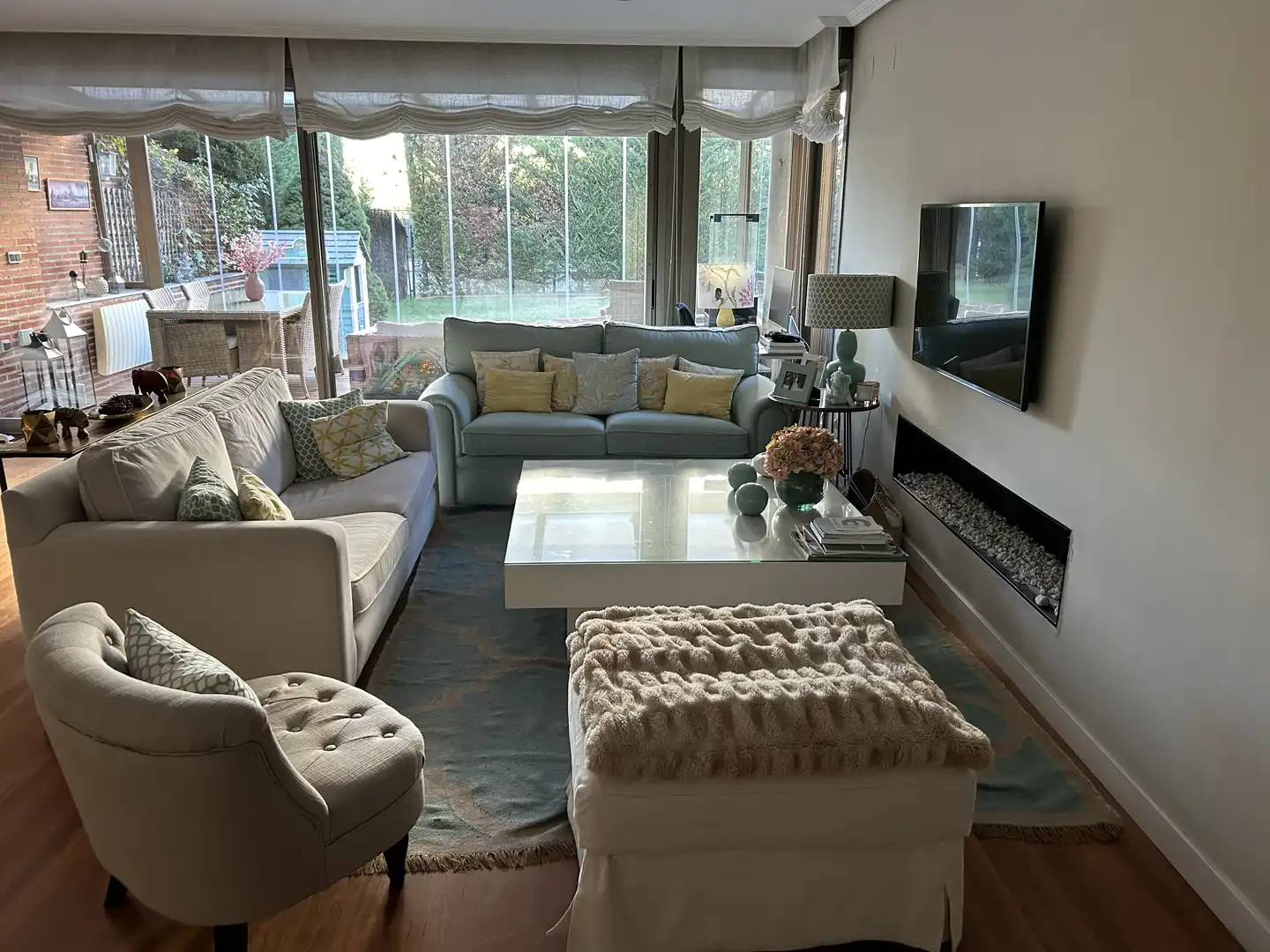 Sala de estar de Piso de alquiler en Madrid con Aire acondicionado, Calefacción y Jardín privado