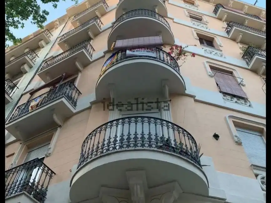 Wohnung zum Verkauf in Carrer de Calàbria, 60, Sant Antoni Außenansicht von Wohnung zum Verkauf in Barcelona Capital mit Klimaanlage, Terrasse und Balkon