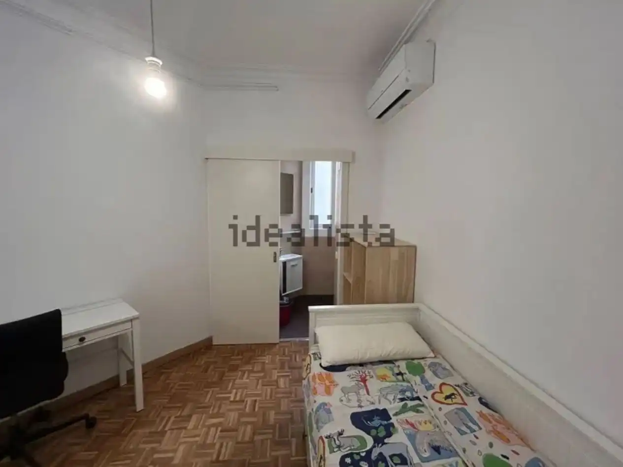 Wohnung zum Verkauf in Carrer de Calàbria, 60, Sant Antoni Schlafzimmer von Wohnung zum Verkauf in Barcelona Capital mit Klimaanlage, Terrasse und Balkon