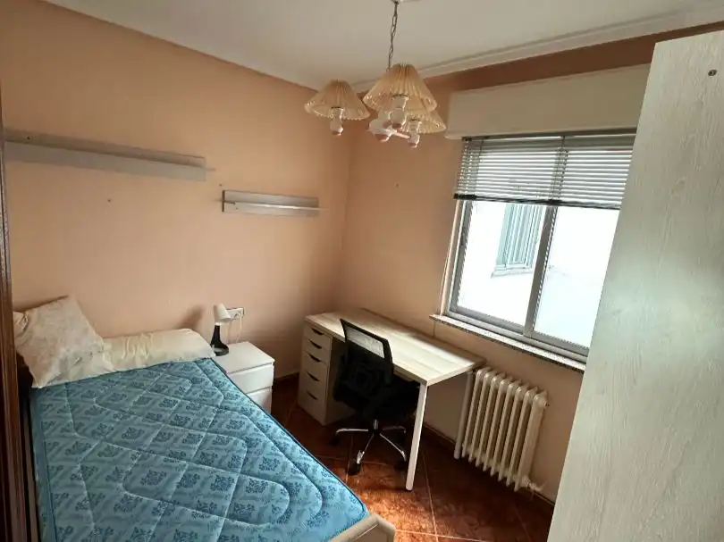Flat for rent in Calle Cuarta, 10, San Bernardo Bedroom of Flat for rent in Salamanca with Heating, Furnished and Balcony