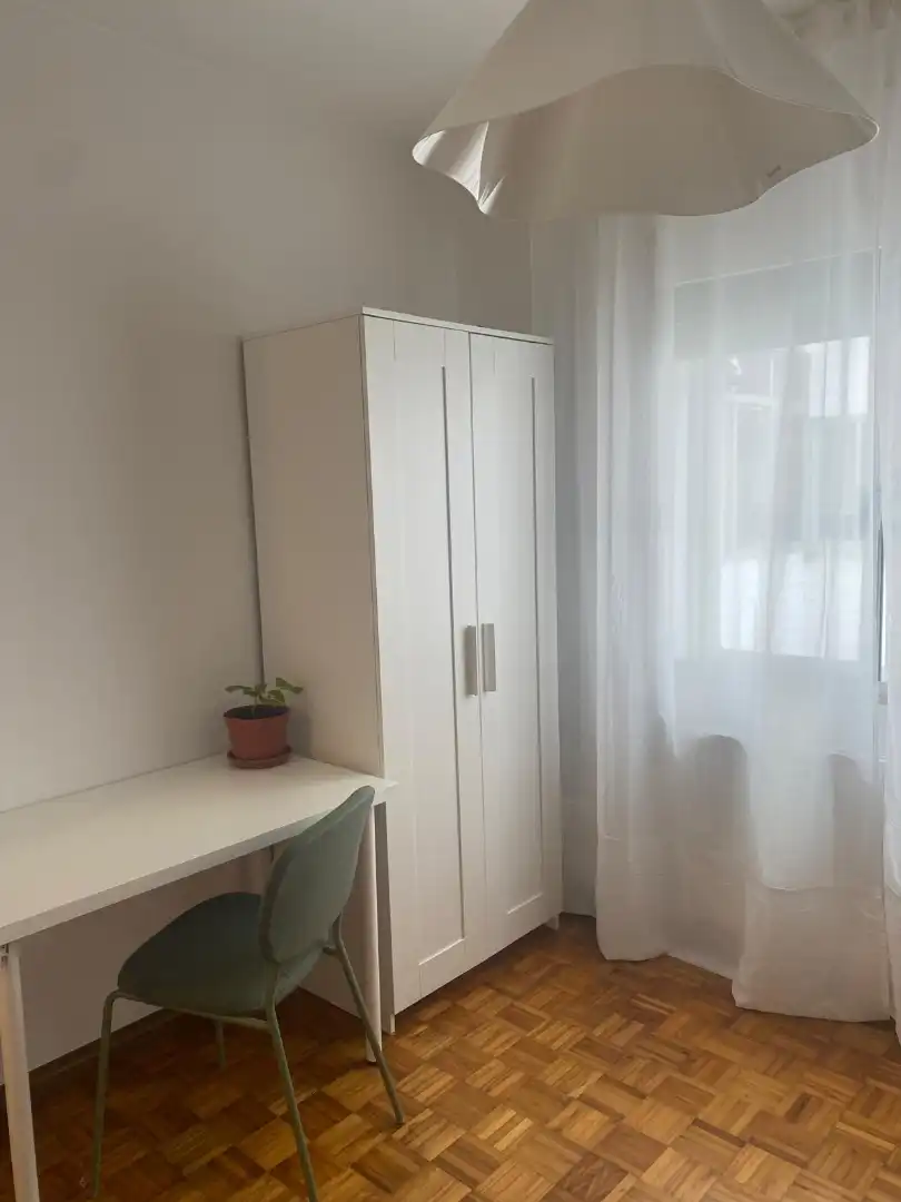 Habitación de Piso en venta en Lugo con Calefacción, Parquet y Amueblado