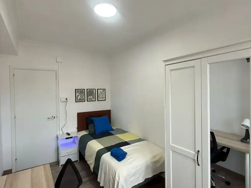 Room in Rua Río Eo, 24, Paradai Bedroom of Flat for share in Lugo with Heating, Parquet flooring and Terrace