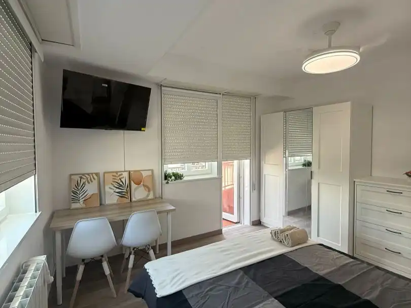 Room in Rua Río Eo, 24, Paradai Bedroom of Flat for share in Lugo with Heating, Parquet flooring and Terrace