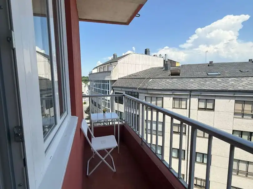 Room in Rua Río Eo, 24, Paradai Balcony of Flat for share in Lugo with Heating, Parquet flooring and Terrace