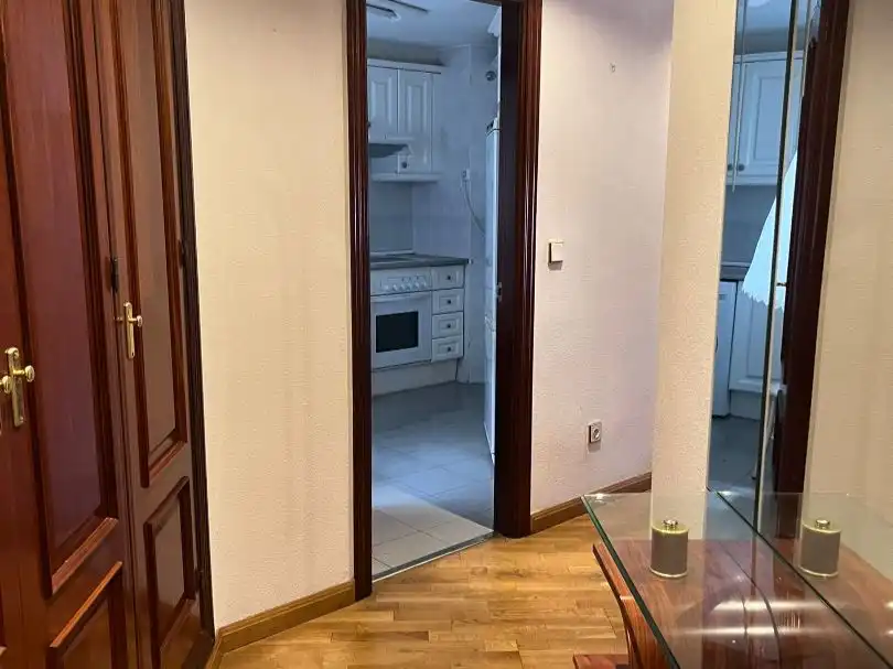 Flat for rent in Madrid  with Heating, Private garden and Parquet flooring