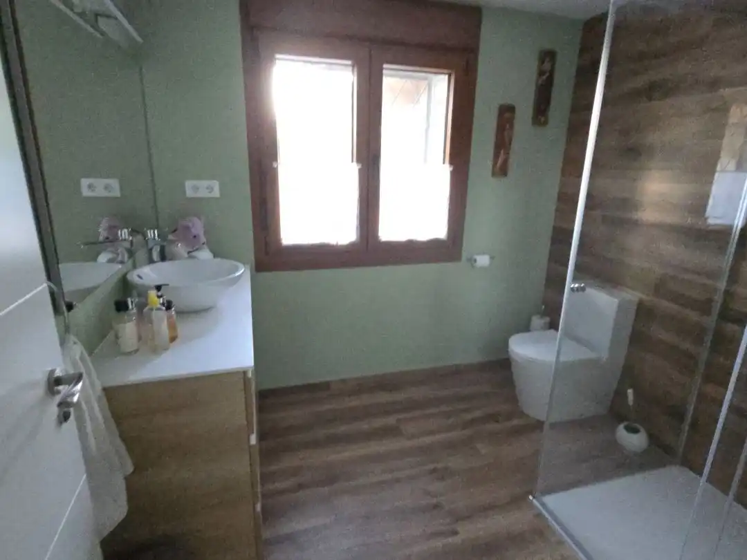 Casa o chalet en venta en San Crispín - La Estación Consorcio Baño de Casa o chalet en venta en Colmenar Viejo con Calefacción, Jardín privado y Terraza