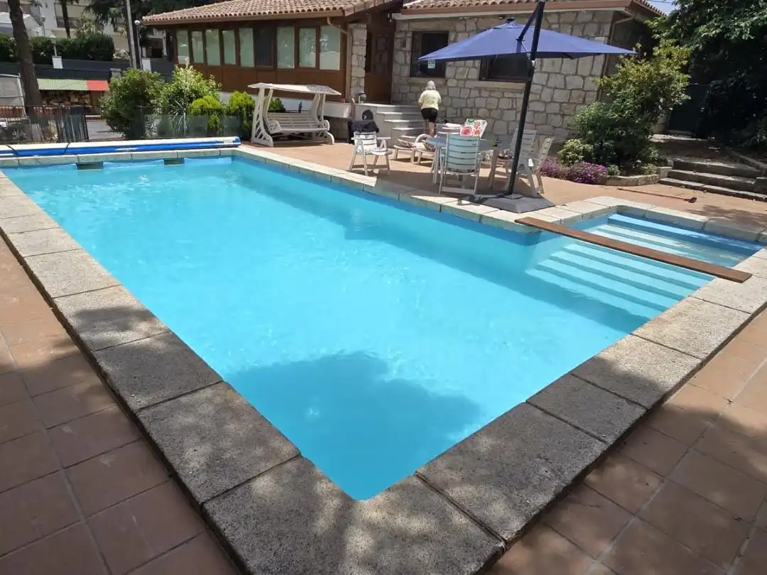 Casa o chalet en venta en San Crispín - La Estación Consorcio Piscina de Casa o chalet en venta en Colmenar Viejo con Calefacción, Jardín privado y Terraza