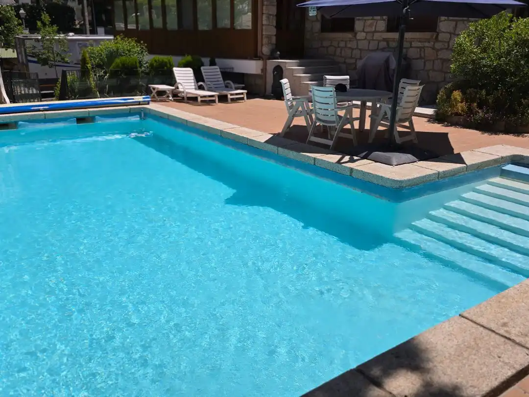 Casa o chalet en venta en San Crispín - La Estación Consorcio Piscina de Casa o chalet en venta en Colmenar Viejo con Calefacción, Jardín privado y Terraza
