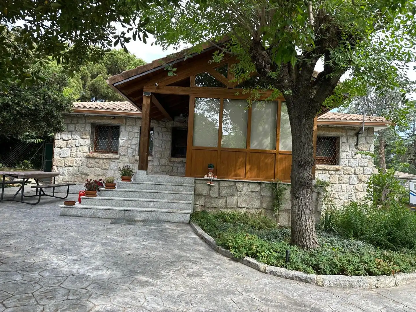 Casa o chalet en venta en San Crispín - La Estación Consorcio Vista exterior de Casa o chalet en venta en Colmenar Viejo con Calefacción, Jardín privado y Terraza