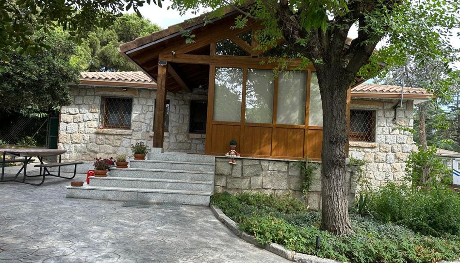 Casa o chalet en venta en San Crispín - La Estación Consorcio, Colmenar Viejo - imagen 1 Foto 1 de Casa o chalet en venta en San Crispín - La Estación Consorcio, Colmenar Viejo
