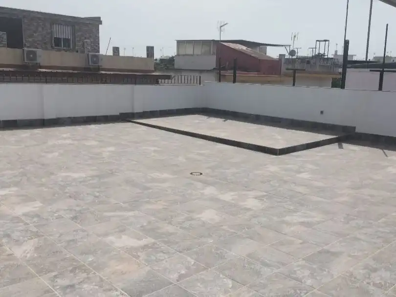 Apartament de lloguer a Calle los Palacios, 9, Torreblanca Terrassa de Apartament de lloguer en Sevilla amb Aire condicionat, Parquet i Terrassa
