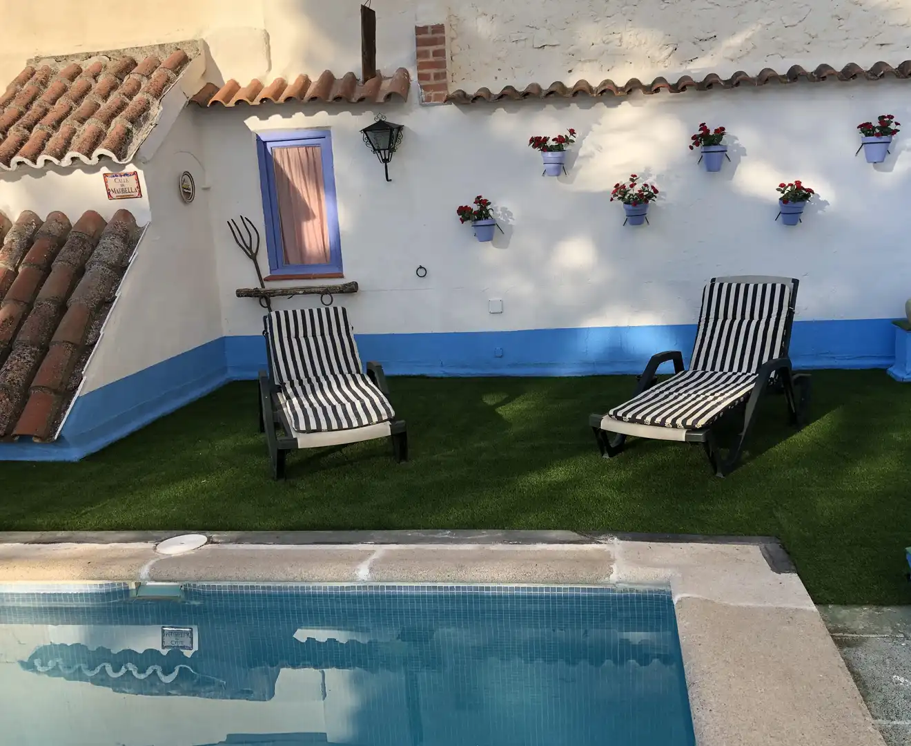 Casa o chalet de alquiler en Calle Soria, Mondéjar Piscina de Casa o chalet de alquiler en Mondéjar con Aire acondicionado, Calefacción y Jardín privado