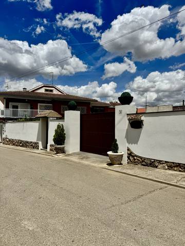 Casa-chalet en Alquiler en Calle Soria, 10B en Mondéjar