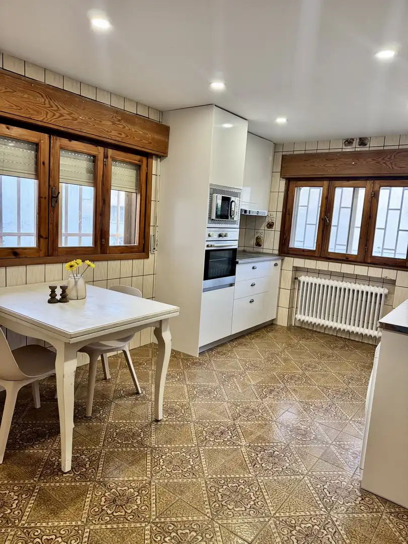 Houses for rent in Calle Soria, Mondéjar Kitchen of Houses for rent in Mondéjar with Air Conditioner, Heating and Private garden