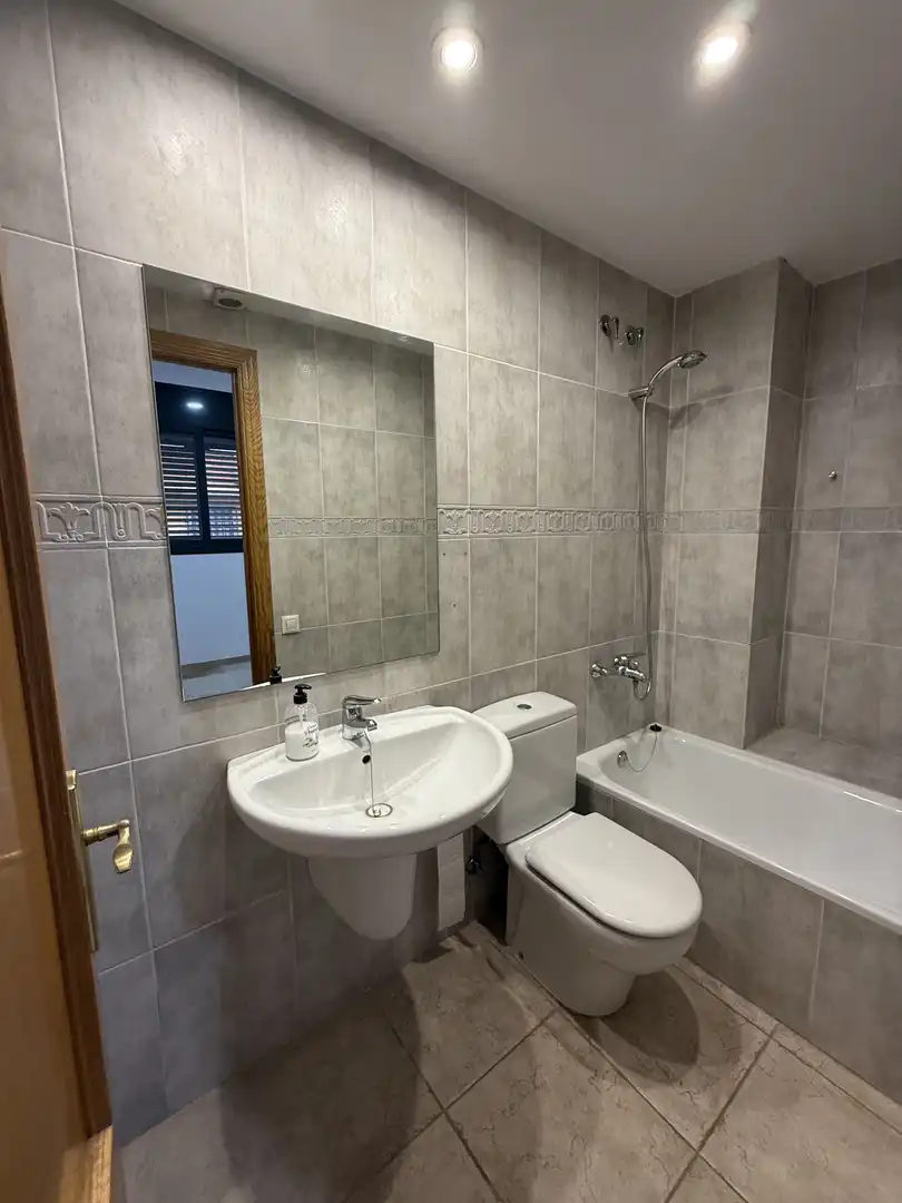 Casa o chalet en venta en Carrer de Bascònia, 3, Sant Andreu de Palomar Baño de Casa o chalet en venta en Barcelona Capital con Aire acondicionado, Terraza y Balcón