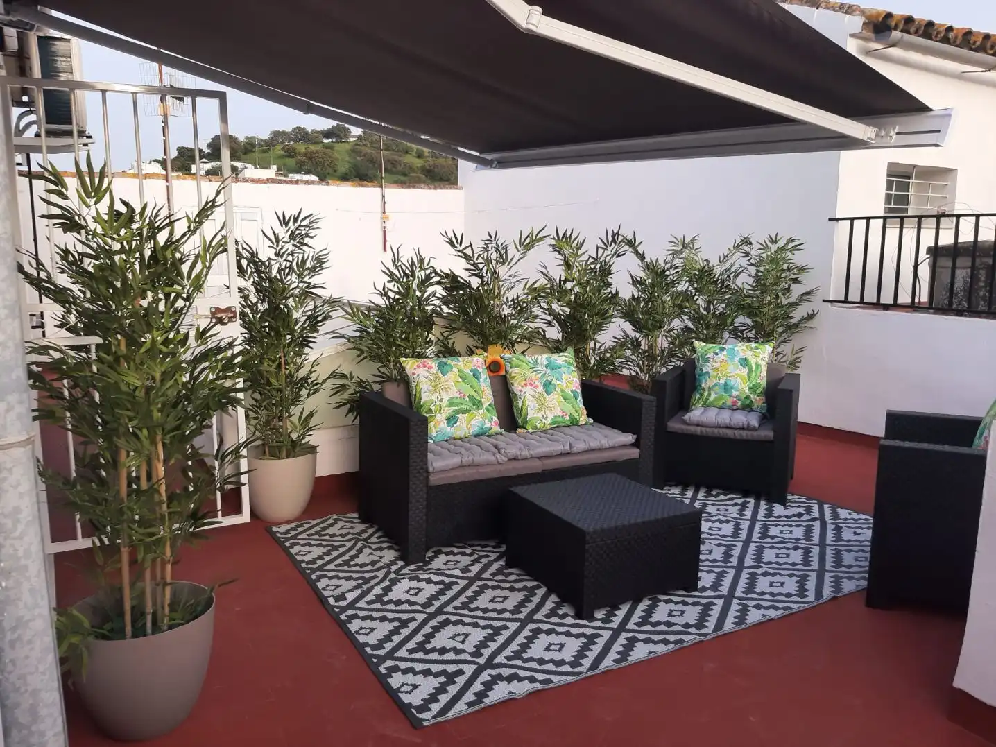 Dachboden zur Miete in Calle Rodríguez de Valcárcel, Prado del Rey Terrasse von Dachboden zur Miete in Prado del Rey mit Klimaanlage, Heizung und Privatgarten