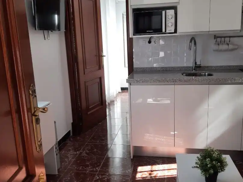 Dachboden zur Miete in Calle Rodríguez de Valcárcel, Prado del Rey Küche von Dachboden zur Miete in Prado del Rey mit Klimaanlage, Heizung und Privatgarten