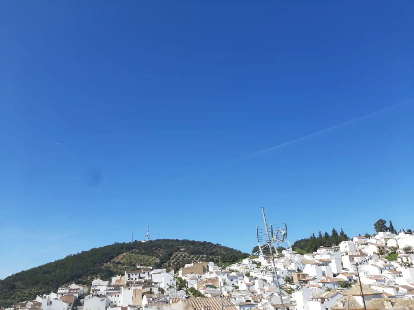 Dachboden zur Miete in Calle Rodríguez de Valcárcel, Prado del Rey Außenansicht von Dachboden zur Miete in Prado del Rey mit Klimaanlage, Heizung und Privatgarten
