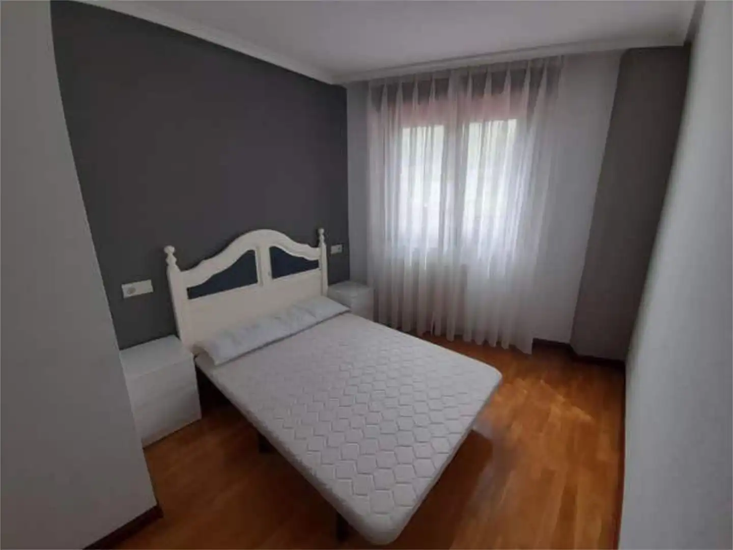 Bedroom of Flat for rent in Langreo  with Heating and Furnished