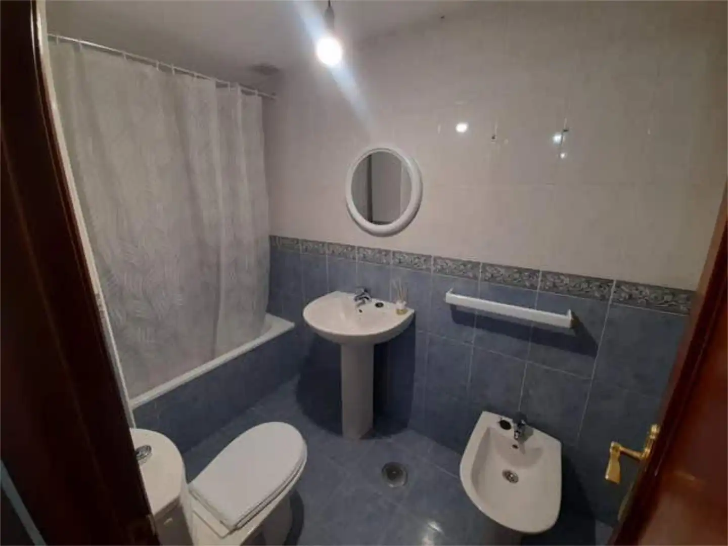 Bathroom of Flat for rent in Langreo  with Heating and Furnished